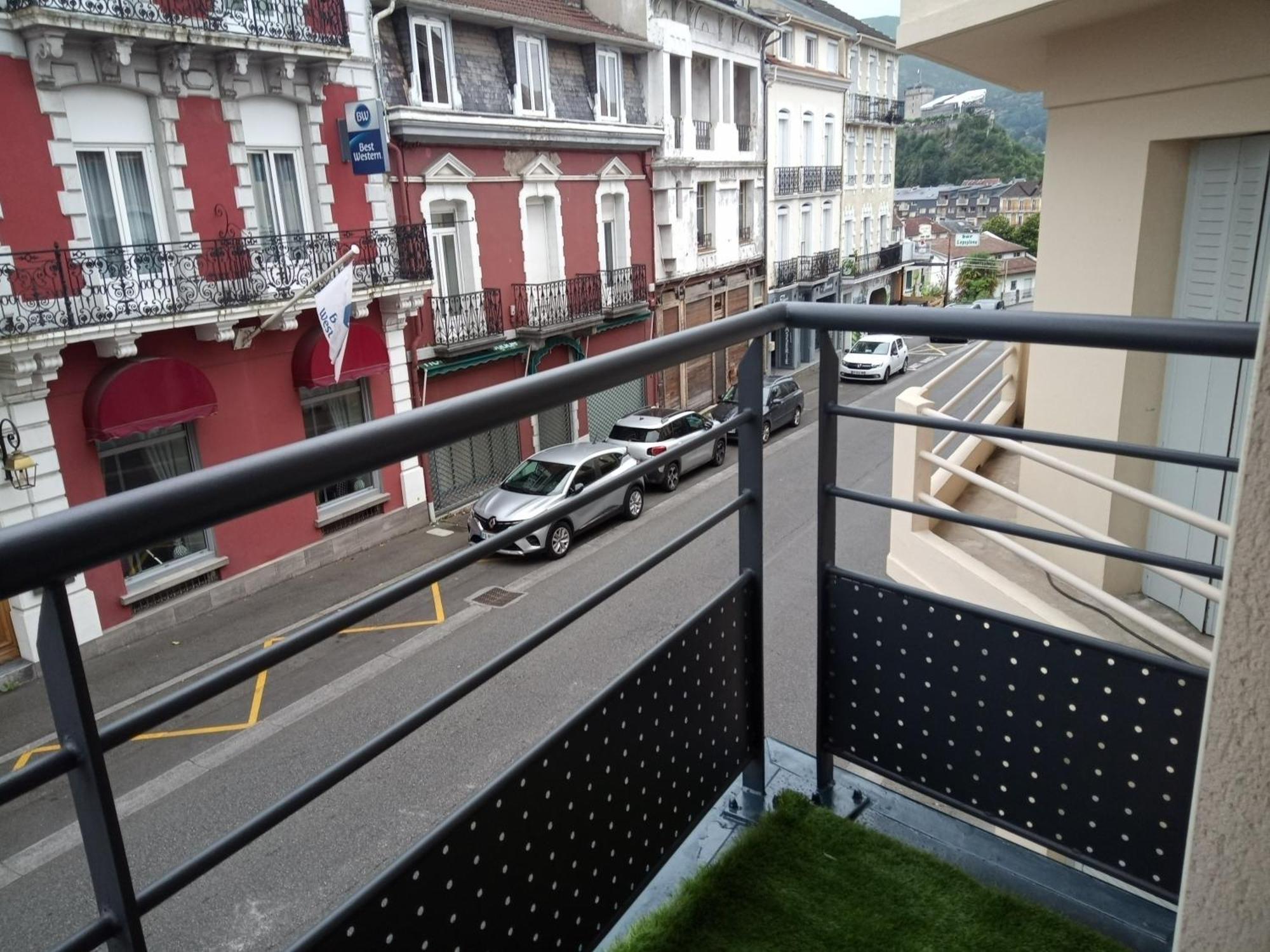 Agreable Studio Familial A Lourdes, Proche Gare Exterior foto