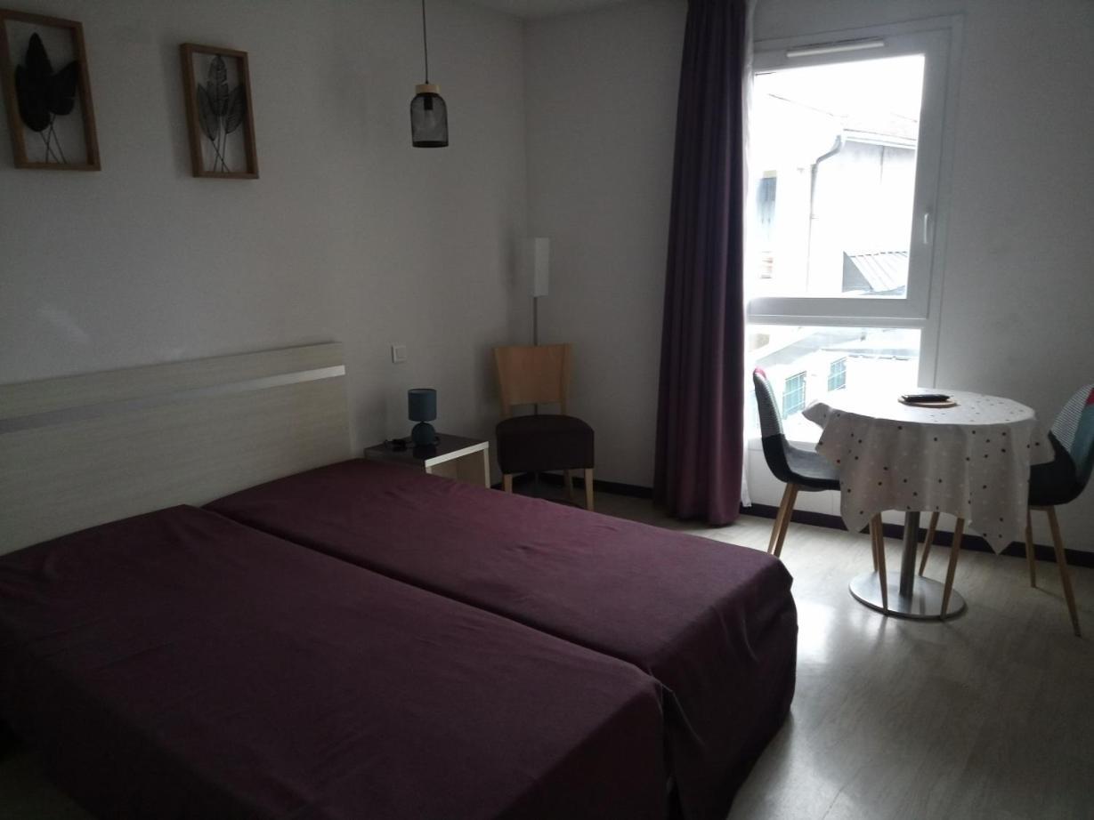 Agreable Studio Familial A Lourdes, Proche Gare Exterior foto